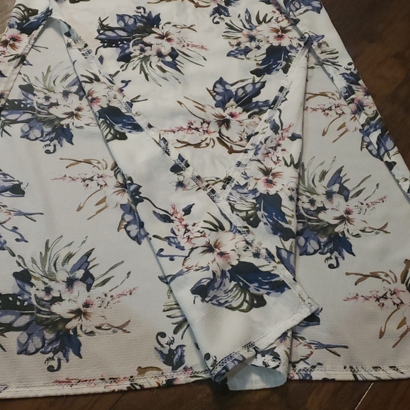 Floral Long Summer Dress - Picture 4 of 7